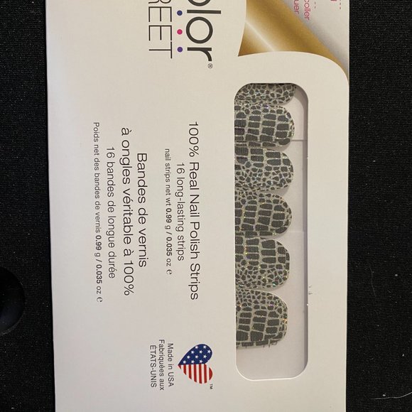 Color Street Nail Strips 🐍Hiss and Make Up💅 - Picture 6 of 6